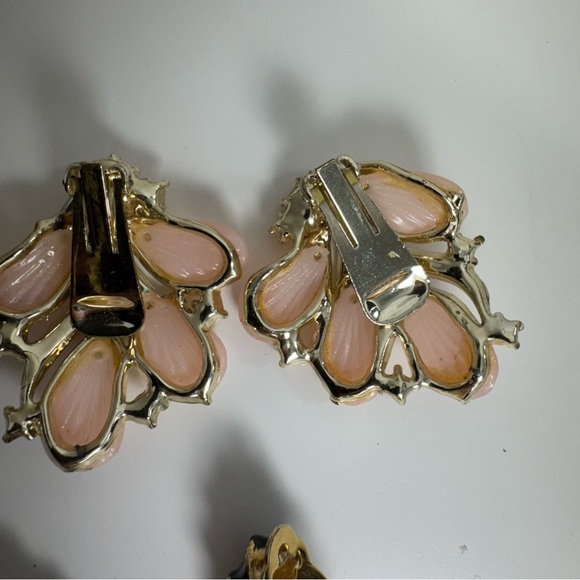 Vintage Lot of 7 Earrings Goldette Marvella, Monet, Judy Lee Clip-On & Screwback - Picture 13 of 16